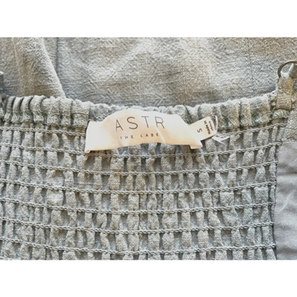 ASTR Green Sleeveless Strappy Linen Smocked Back Mini Dress Size S - Picture 4 of 4